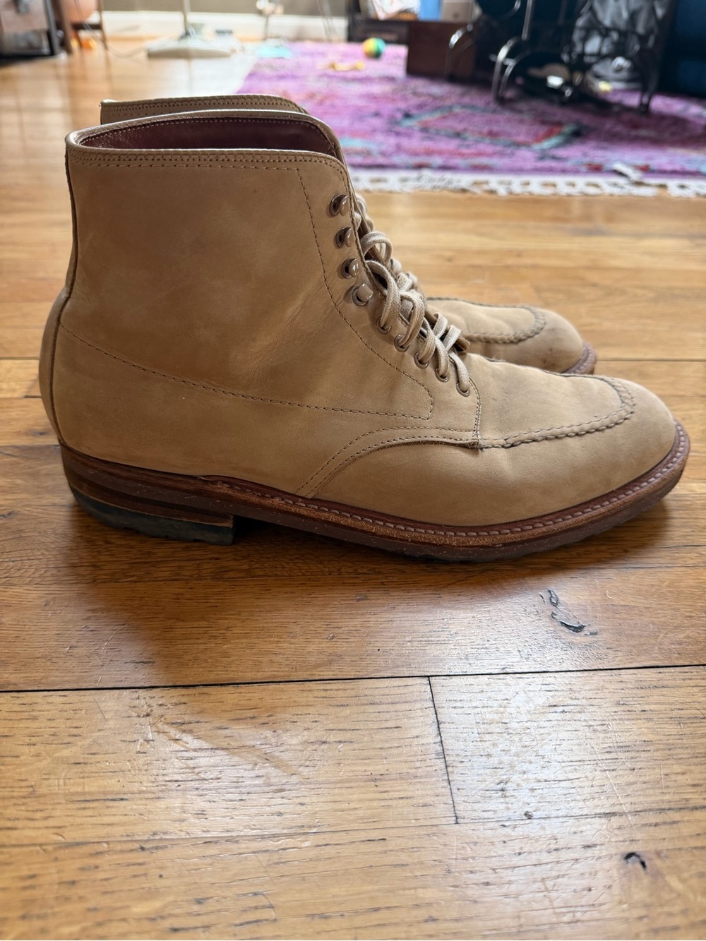 Rare Alden Men's Nubuck Indy Boot Hand-sewn Trubalance 10D in Milkshake / Cream